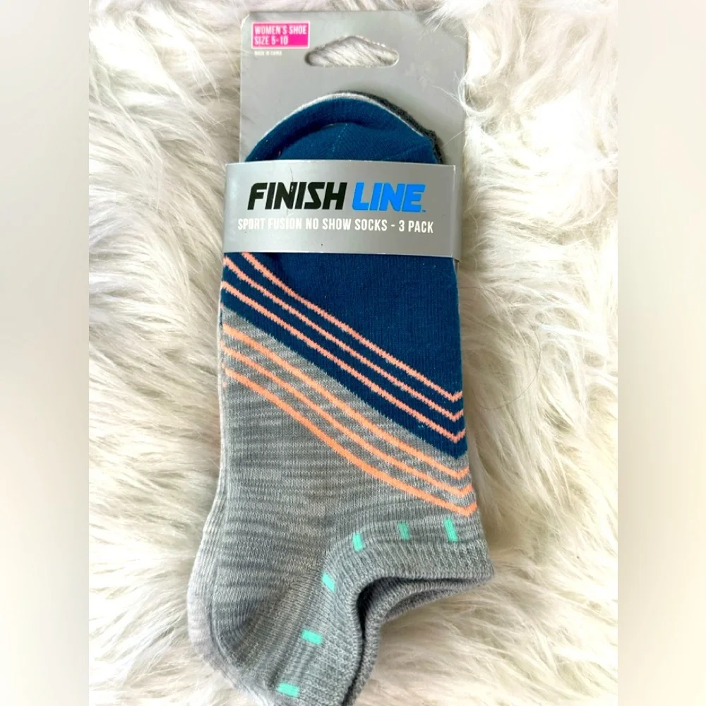 NWT Finish Line Women's Sport Fusion No‎ Show Socks - Blue and Gray Size S-M